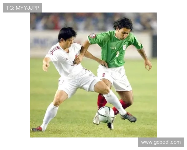 伊朗足球明星在多个球队的辉煌历程与成就分析